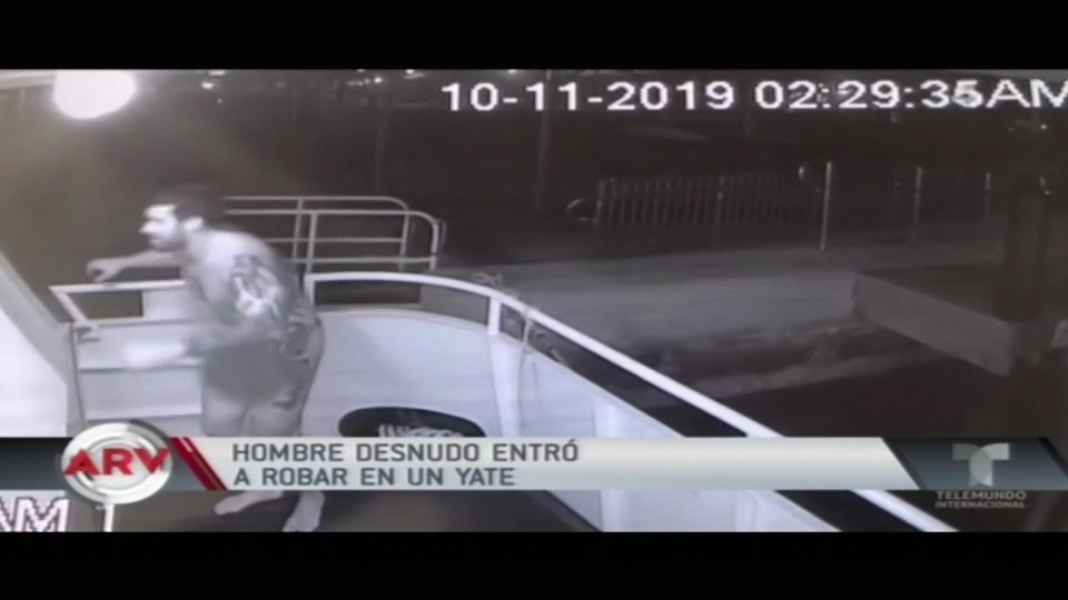 Hombre Desnudo Entra A Robar En Un Yate En Miami