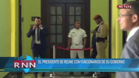 Danilo Medina Se Reúne Con Funcionario Del Gobierno