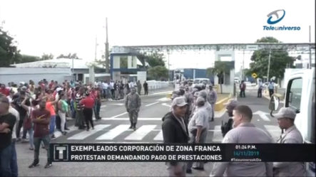 Ex Empleados De Corporación De Zona Franca Protestan Demandando Pago De Prestaciones