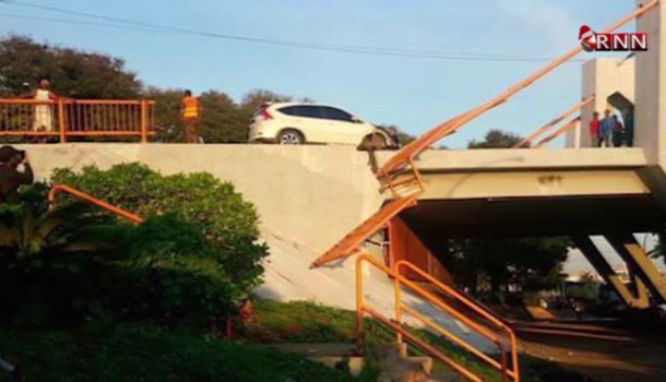 Verja Impide Que Conductor Se Precipitara En Puente Juan Carlos