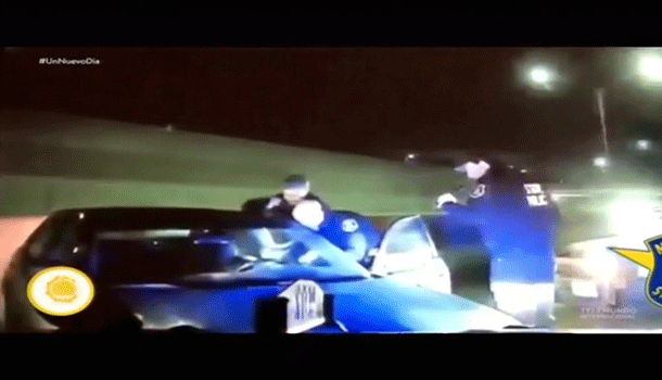 Conductora Ebria Casi Choca Patrulla De La Policía