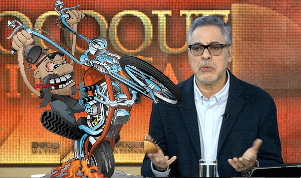 El Bulto De Las Autoridades Con Los Motoristas