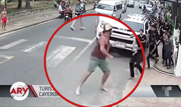 Turista Se “faja” Con Todos Los Trabajadores De Un Restaurante