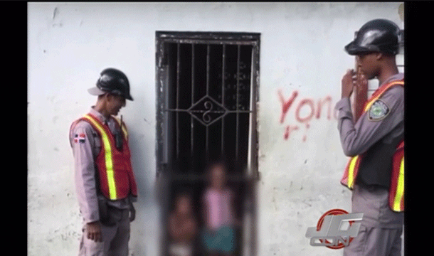 Policía Rescata Niños Que Dejaron Solos En Una Casa
