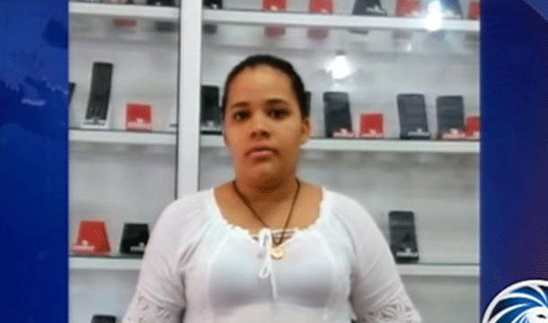 Da La Cara Esposa Del Hombre Que Le Entró A Machetazos A Un Grupo De Gente