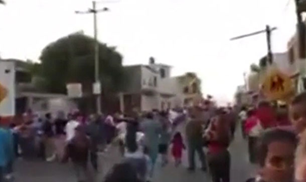 Conductora Borracha Choca A Un Grupo De Niños En Caravana Navideña