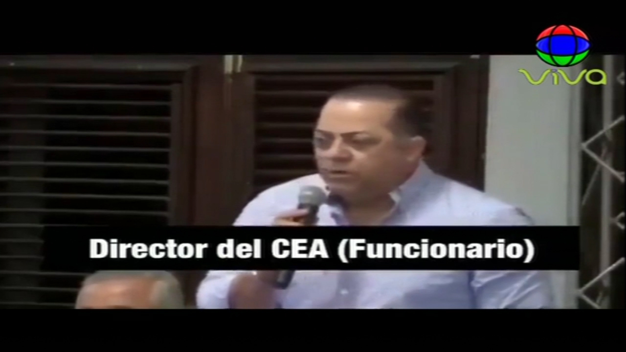 Director Del CEA Llama “estup… Y Tontos” A Los Que Creen Que Se Clavará El Cuchillo El Mismo