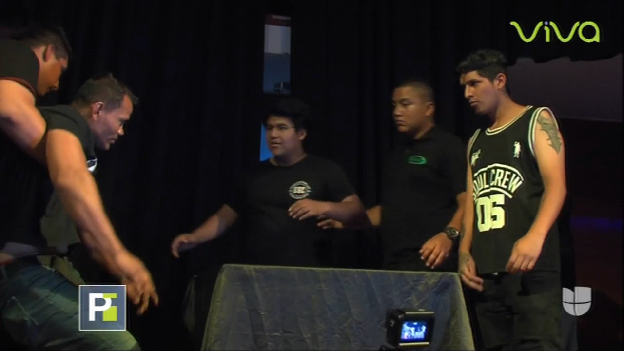 ¡QUE PECOZÁ! Famoso Concurso Ruso De “cachetadas” Llega Hasta Perú