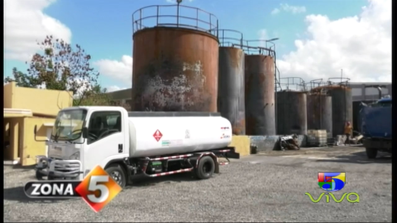 Moradores De Villa Aura Aseguran Empresa Almacenadora De Combustible Afecta La Salud De Cientos De Familias