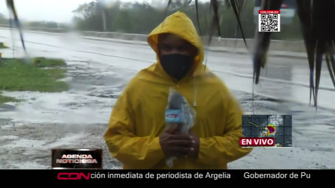 Fuertes Lluvias Y Vientos En San Pedro De Macorís