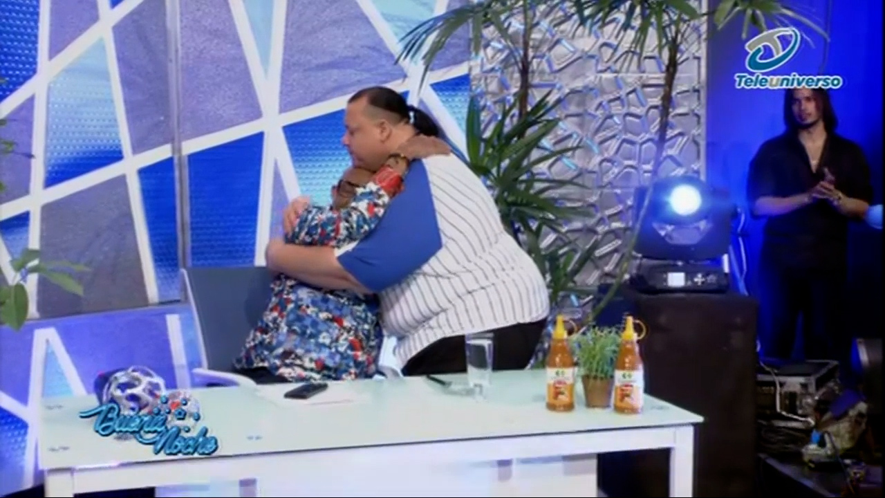 Nelson Javier El Cocodrilo Cumple Promesa Al Director De La Buena Banda Plus En | Buena Noche