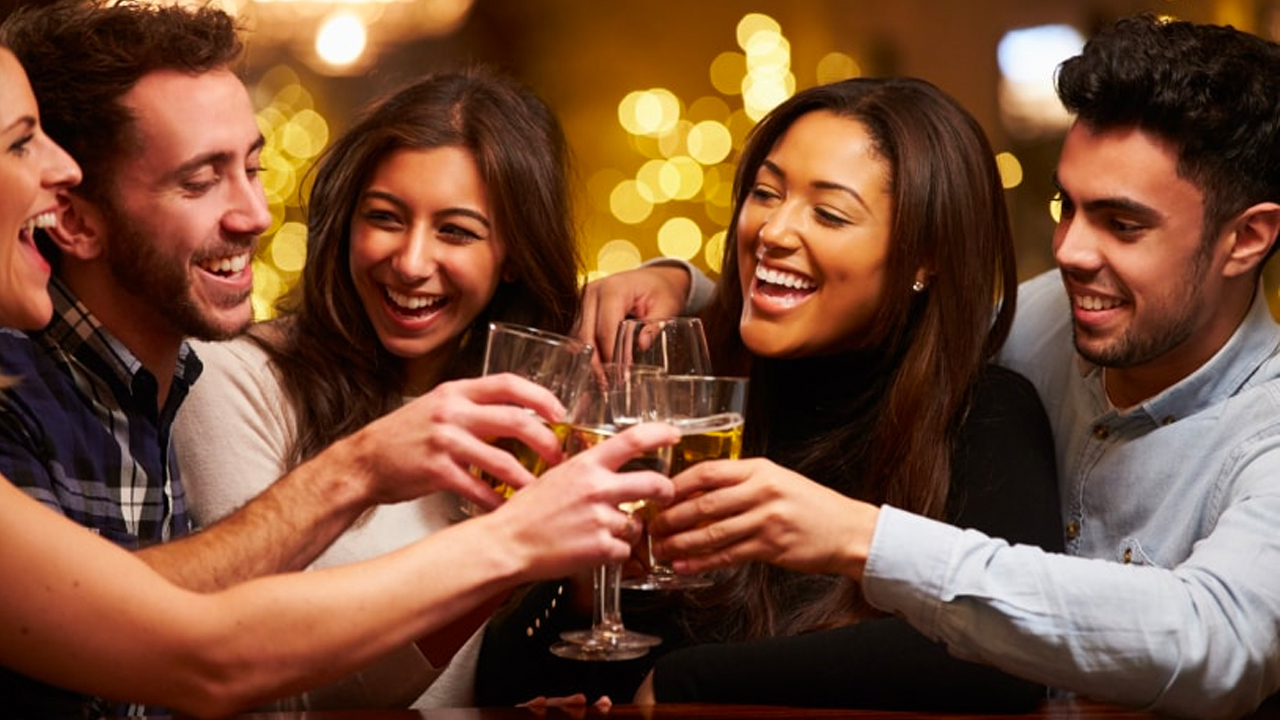 Sin Frenos: ¿Que Pasa Si Salgo Con Mi Pareja Y Me Encuentro A Mi Ex?