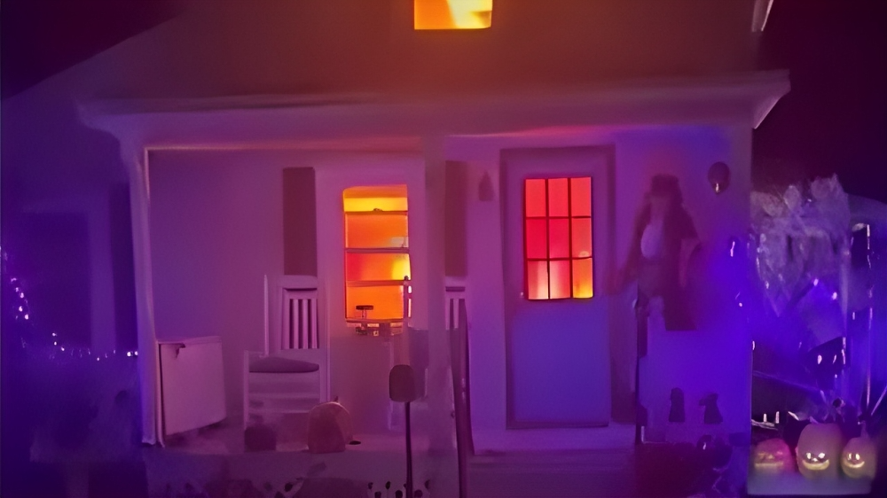 Decoración De Halloween Moviliza A BOMBEROS En Nueva York