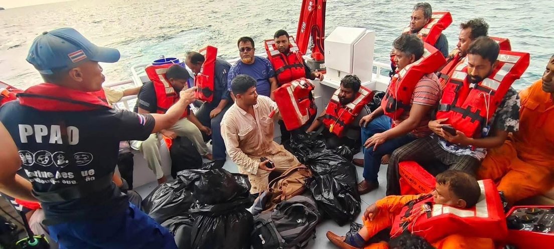 Autoridades De Tailandia Enfrentan Alerta Ambiental Por Carguero Hundido Frente A Phuket