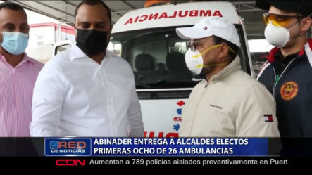 Abinader Entrega A Alcaldes Electos Primeras Ocho De 26 Ambulancias