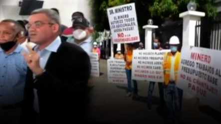Más De 40 Familias Protestan En La Gobernación De La Vega Por Entrega De Apartamentos Y Alquileres