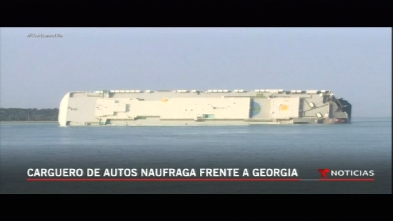 Carguero De Autos Naufraga Frente A Georgia