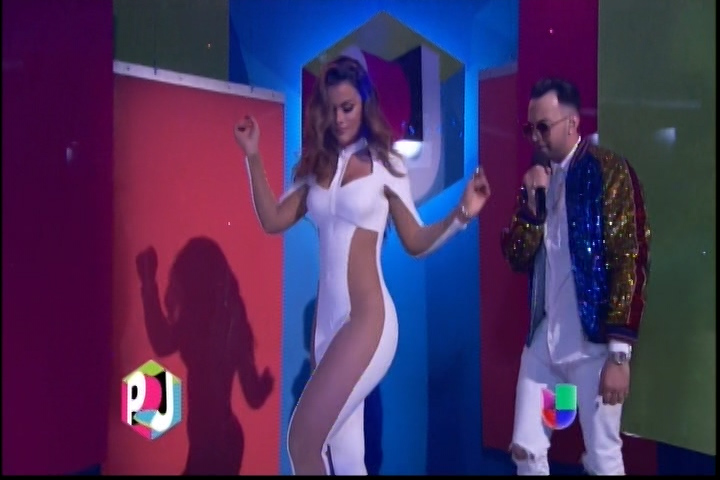 Clarissa Molina En El Opening De La Alfombra Premios Juventud 2017