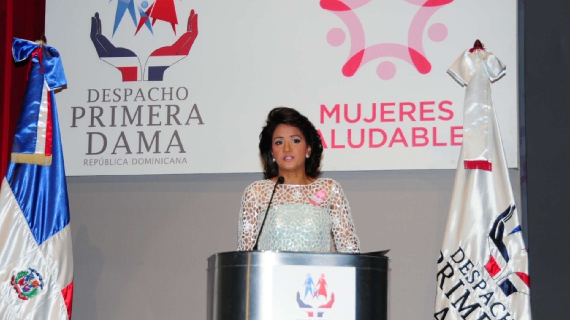 Cachividente Llama Y Pregunta Para Qué Sirve El ‘departamento Mujeres Saludables’ Del Despacho De La Primera Dama