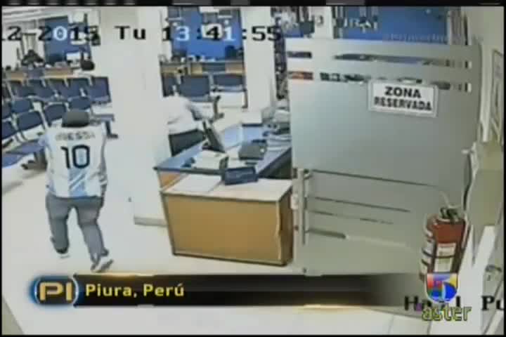 Captado En Video Tremenda Balacera En Un Banco De Perú #Video