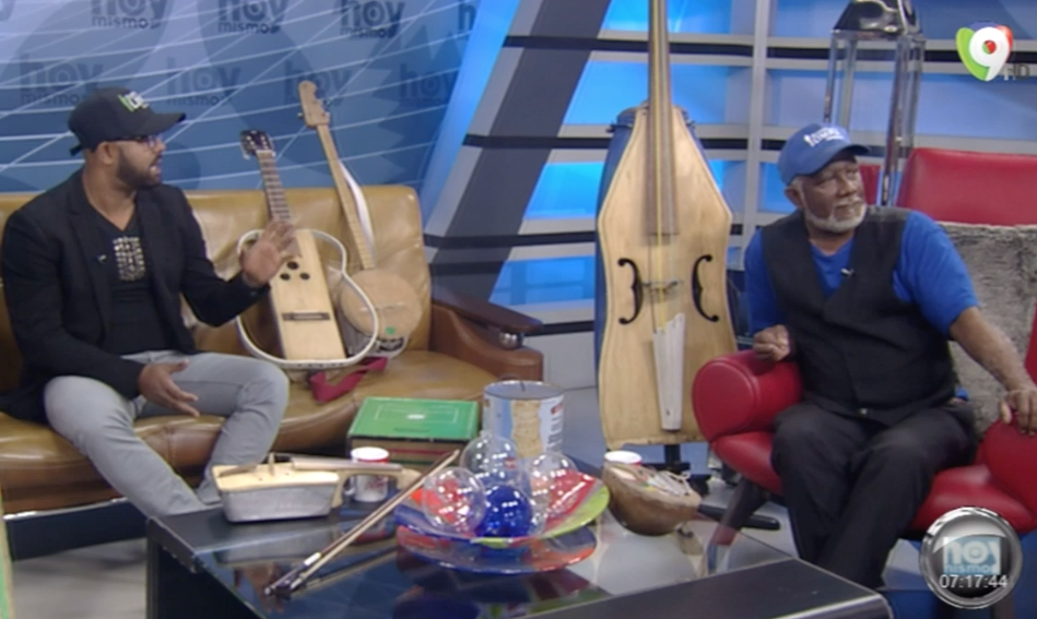 Entrevista Al Equipo De Luthier Quienes Crean Instrumentos A Partir De Productos Reciclados En Hoy Mismo