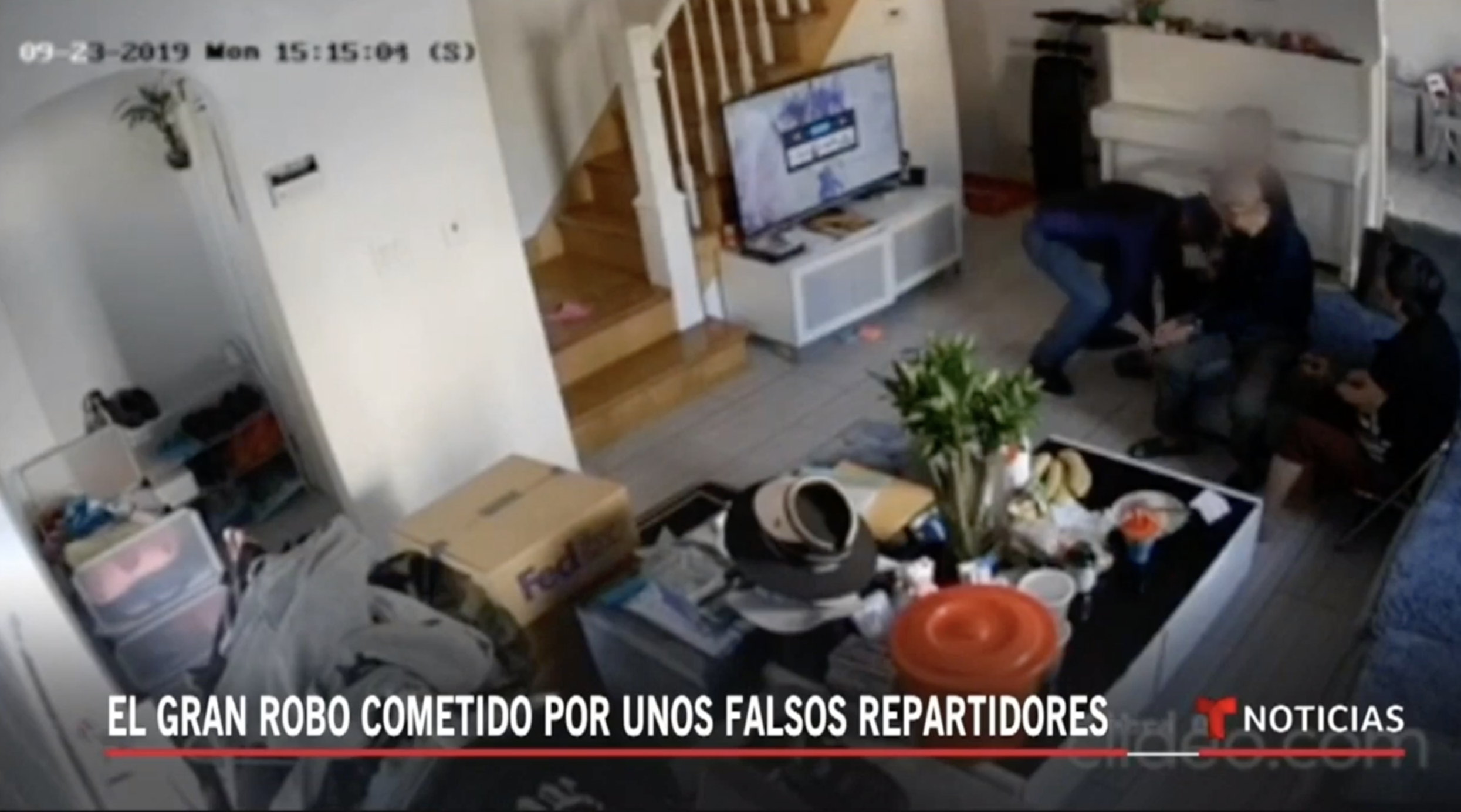 Ladrones Disfrazados De Empleados De FedEx Asaltan Una Familia