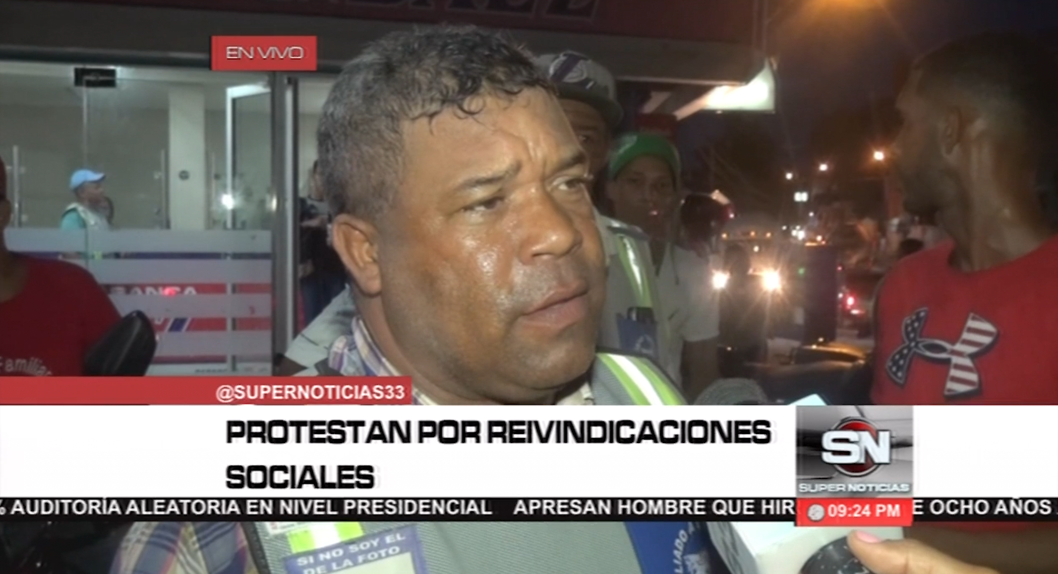 En El KM 14 De La Autopista Duarte Protesta Por Reivindicaciones Sociales