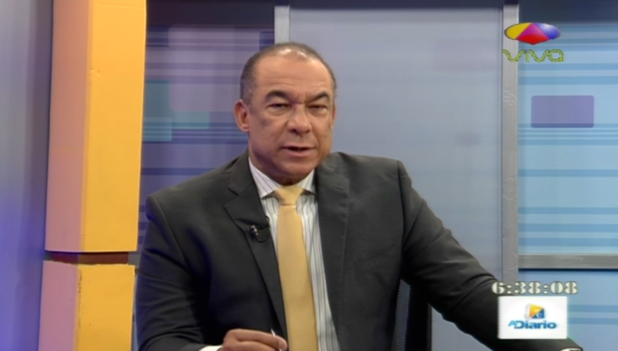 A Diario: “Se Siguen Saliendo Los Altos Dirigentes Del PLD”