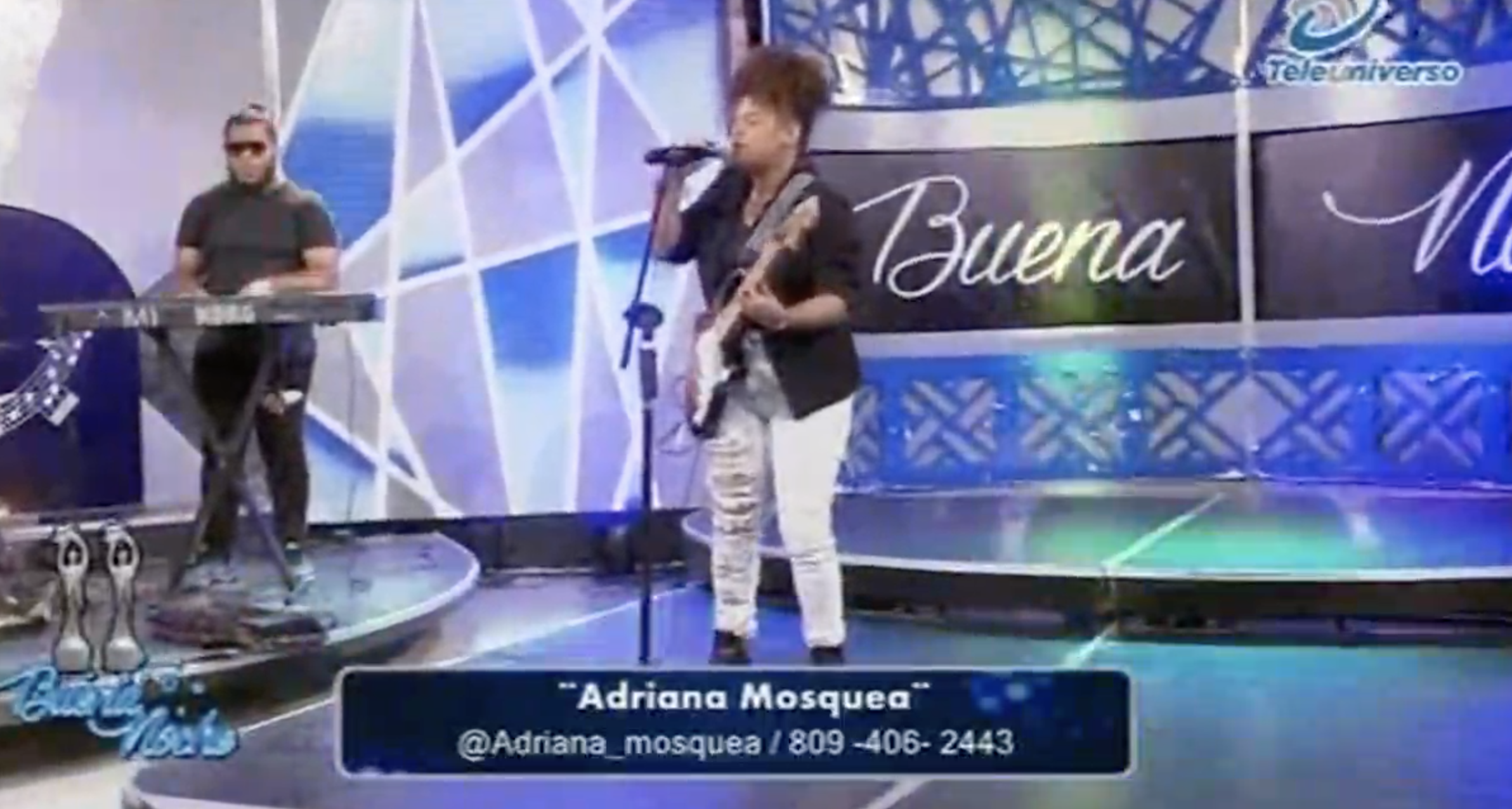 Presentación Musical De Adriana Mosquea | Buena Noche