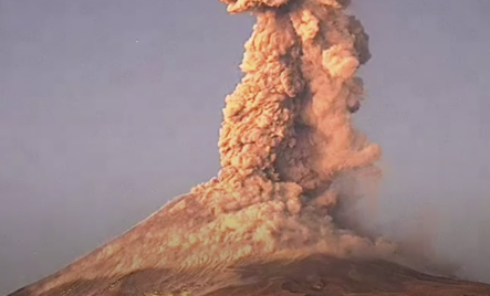 La Impresionante Explosión Del Volcán Popocatépetl En México