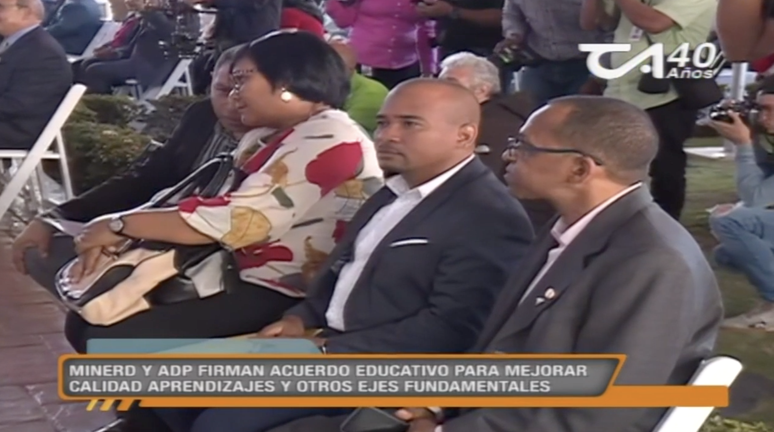 Minerd Y ADP Firman Acuerdo Educativo Para Mejorar Calidad De Aprendizaje