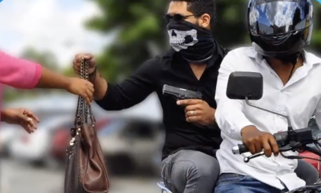 La Espeluznante Ola De Atracos Que Existe En RD | Redactivos
