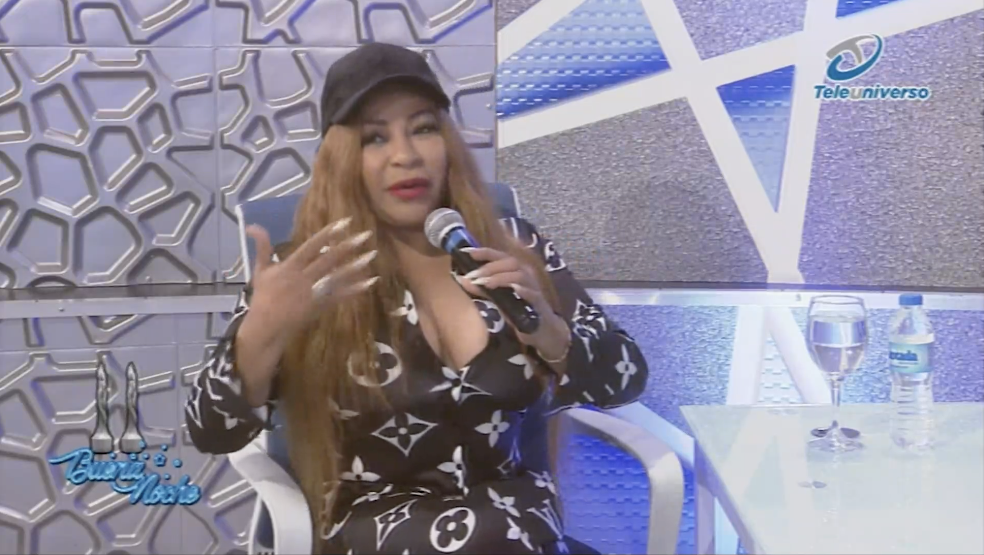 Entrevista A Yanira “La Exclusiva” En Buena Noche