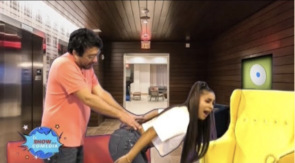 La Vecina Colombiana Quiere Que La Vacunen | El Show De La Comedia