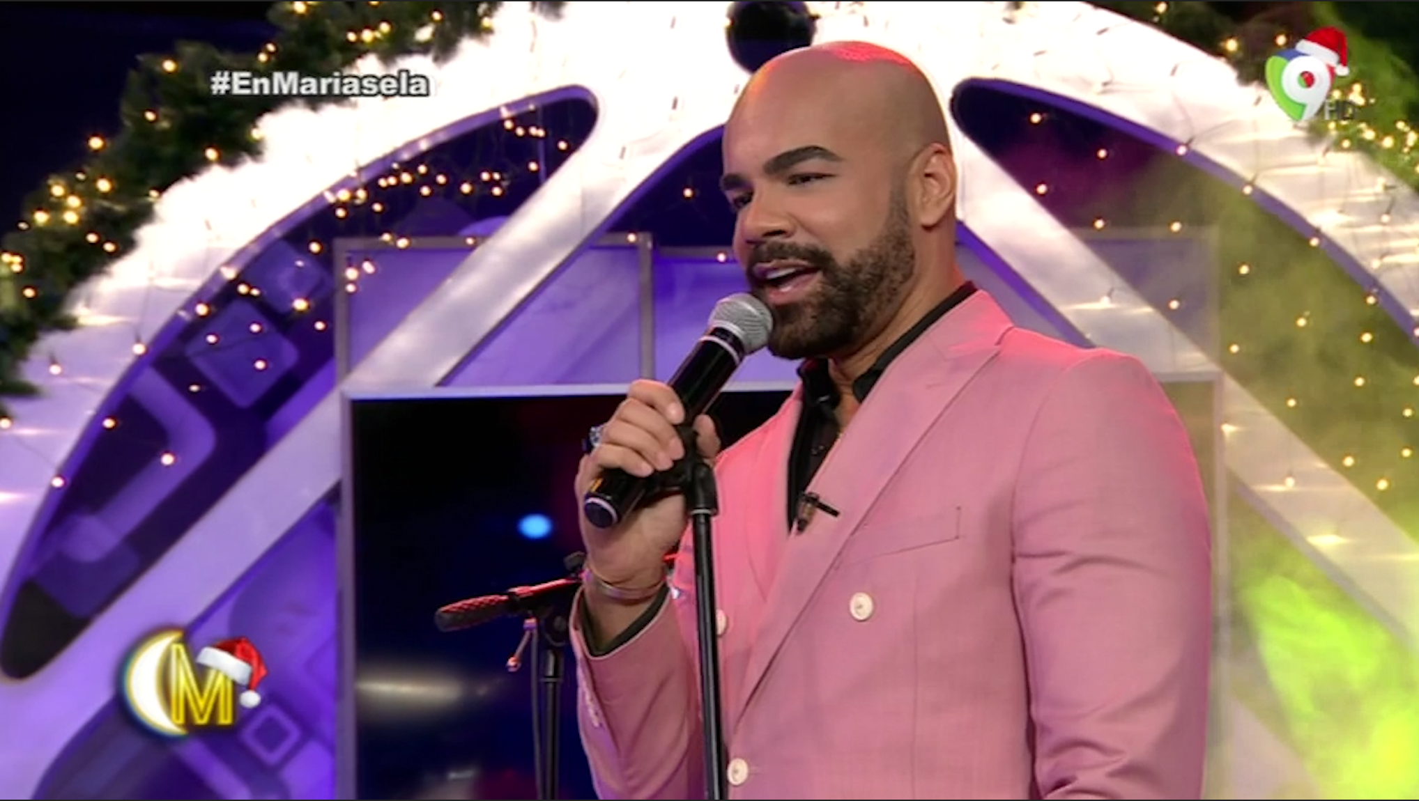 Una “gran Presentación” – Radhames Nos Canta En Esta Noche Mariasela