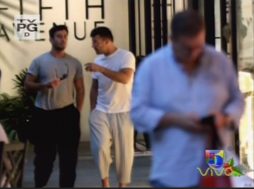 Ricky Martin De Compras Con Su Prometido En Miami