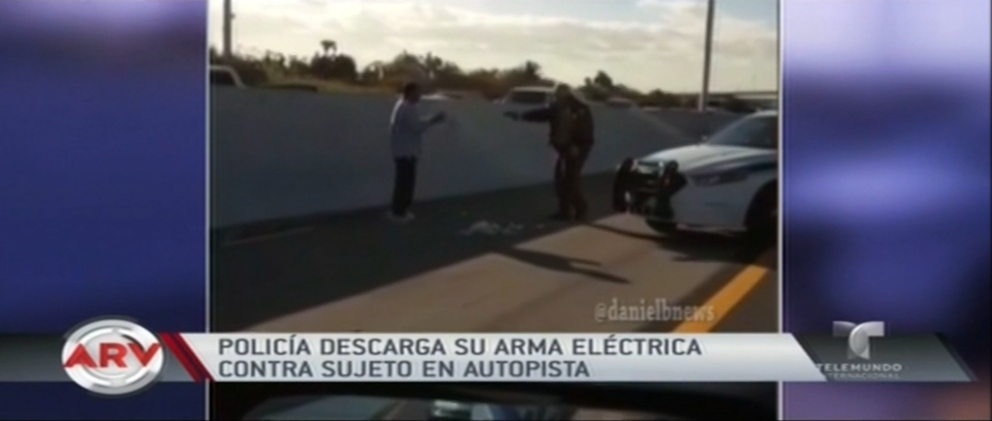 Policía Descarga Su Arma Eléctrica Contra Un Sujeto