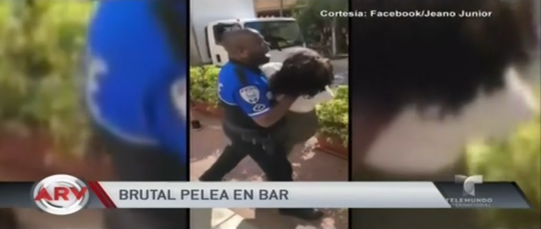 ¡Indignante! Un Policía Agarra Mujer Por El Cabello Y La Tumba Al Piso