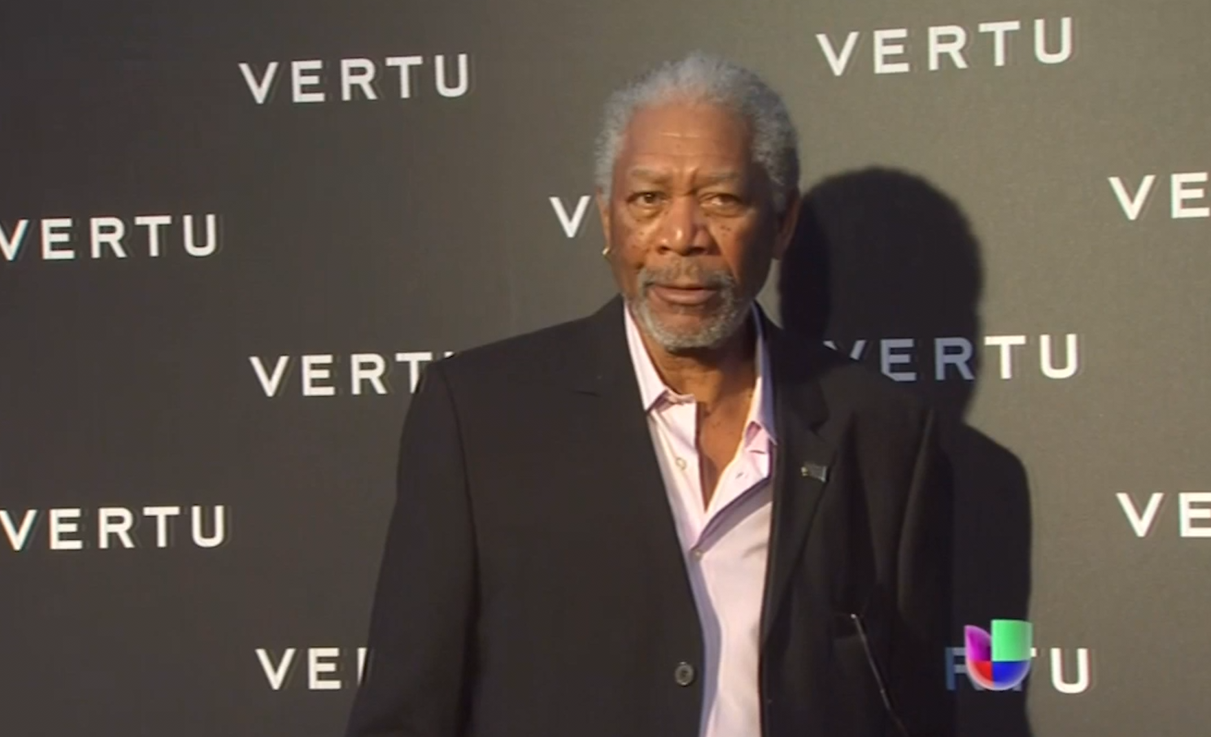 Actor Morgan Freeman, Dice Estar Avergonzado De Ser Americano