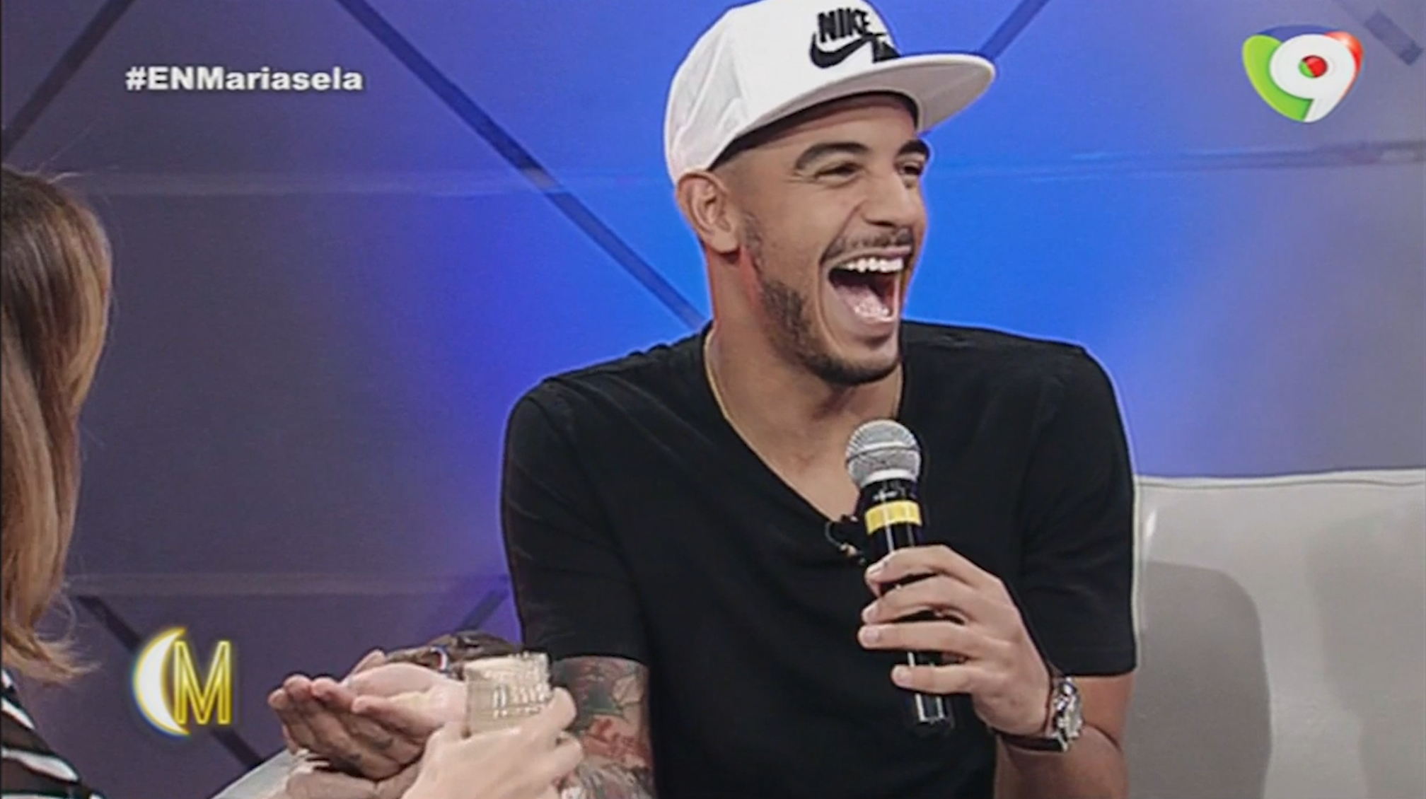 Mira Lo Que Le Dan A Probar A Manuel Medrano En Esta Noche Mariasela