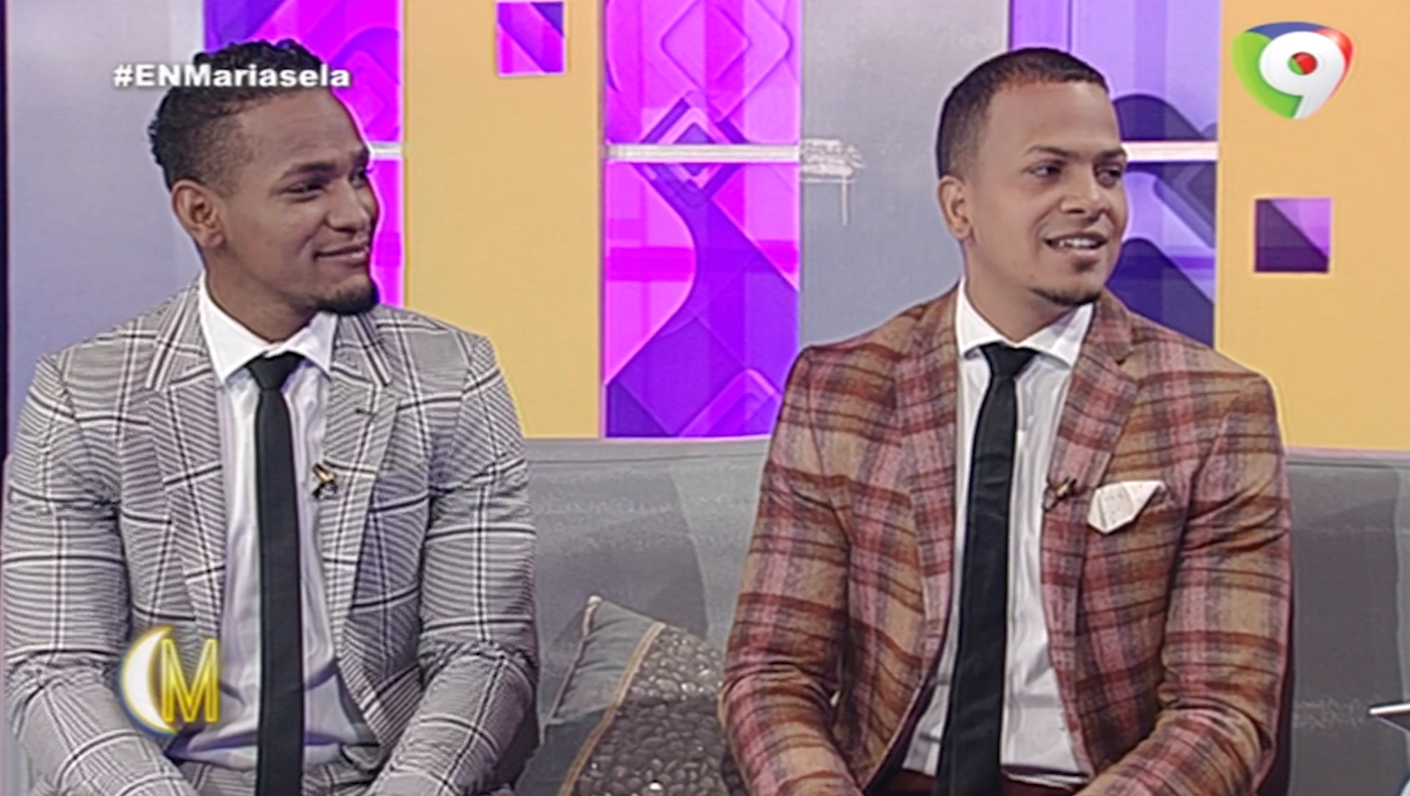 Entrevista A Los Chicos Del Grupo Extra En Esta Noche Mariasela