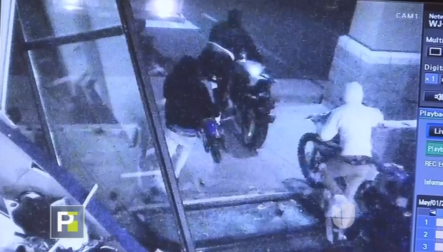 EEUU: Ladrones Rompen Puerta De Tienda Y Se Roban Más De Una Decena De Motocicletas