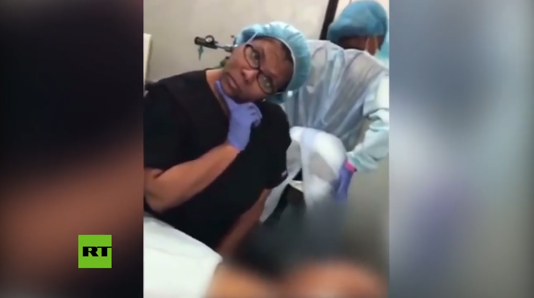 ¡Video! Cirujana Se Graba Bailando Y Cantando Mientras Opera A Una Paciente, Causándole Daños Graves