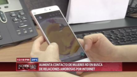 Mujeres Continúan De Manera Masiva Buscando Relaciones Amorosas Por Interés En Internet