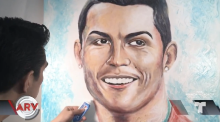 Al Rojo Vivo: Artista Retrata A Futbolistas Con Pasta De Dientes