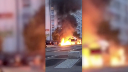 Un Grupo De Jóvenes Crean Incendios En Las Calles De Suecia