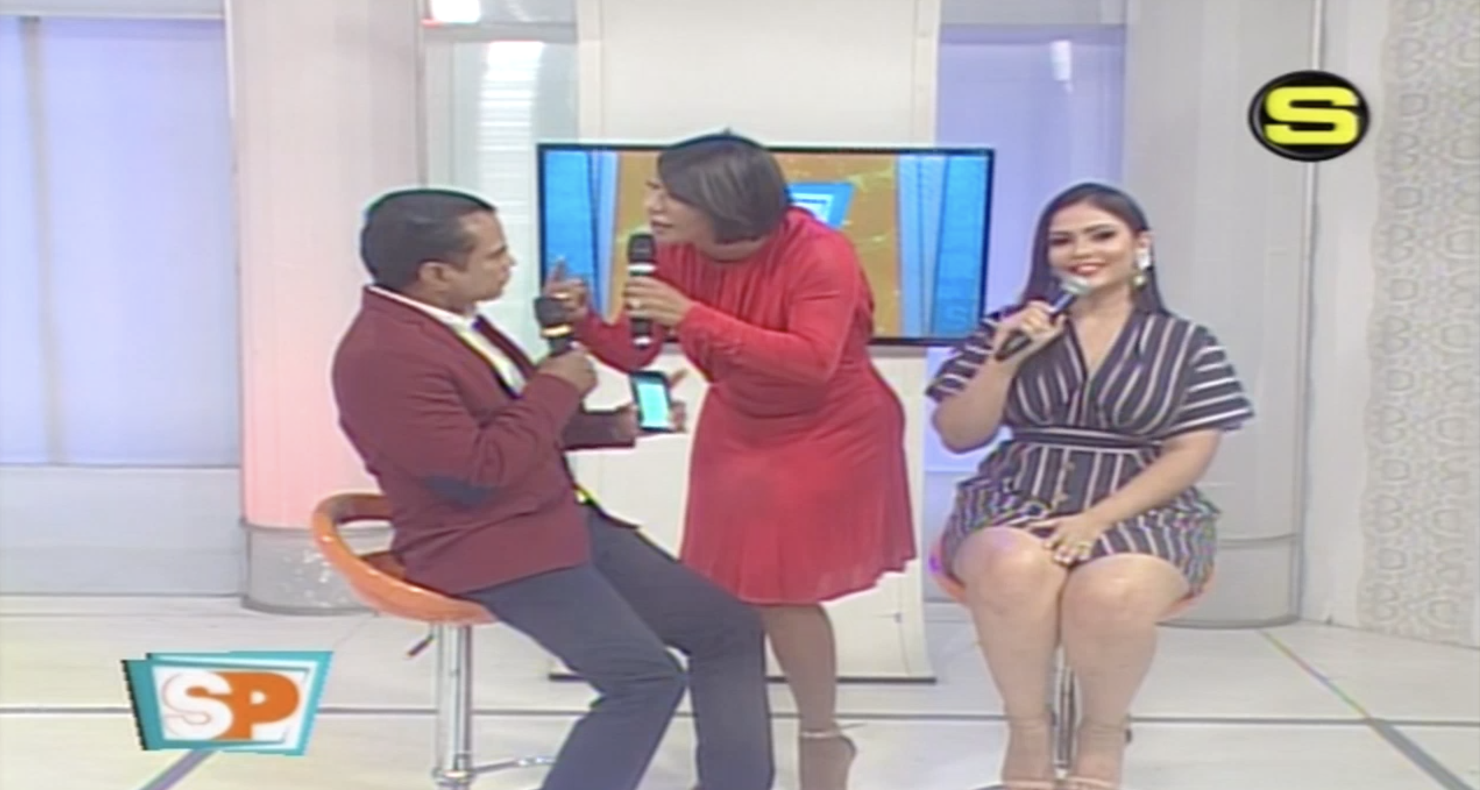 ‘’YO NO CHAPEO, LLEGUÈ CON UN PENTHOUSE A LA TELEVISIÓN ‘’Esto Fue Lo Que Le Dijo La Condesa A Mamola