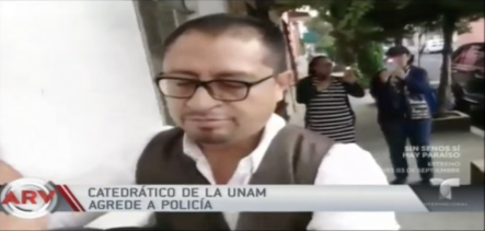 Profesor Catedrático Agrede Policía En México