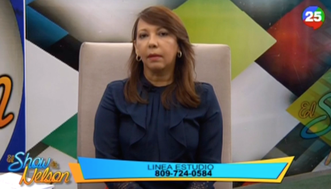 La Licenciada Cecilia Medina Aclarando Toda Las Dudas De La Audiencia Con El Visado Americano