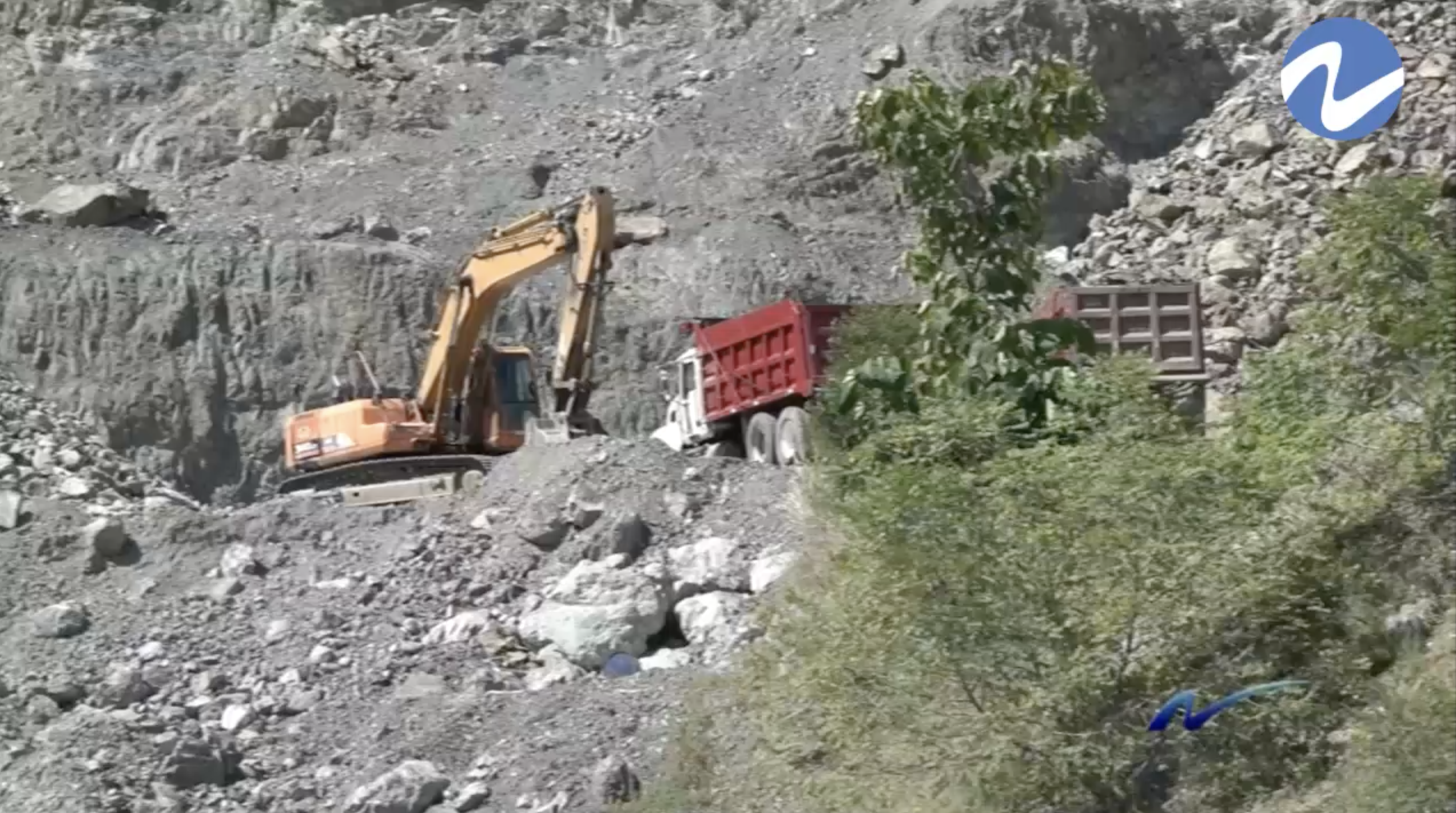 Nuria: Explotación Sin Permiso De Una Mina En Loma Bayacanes, Afecta A Toda Una Comunidad